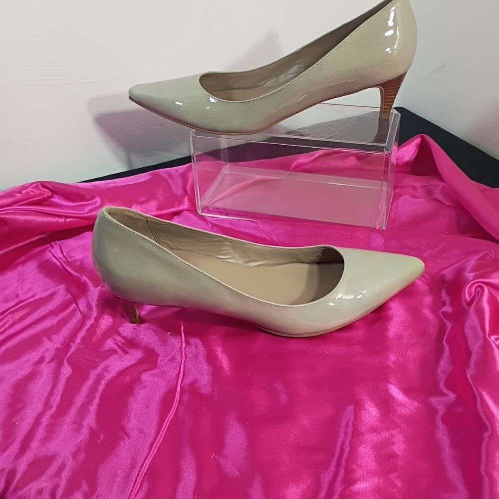 Cole Haan Air Juliana Pump Women's SZ 10B Warm Gray. - Picture 3 of 9